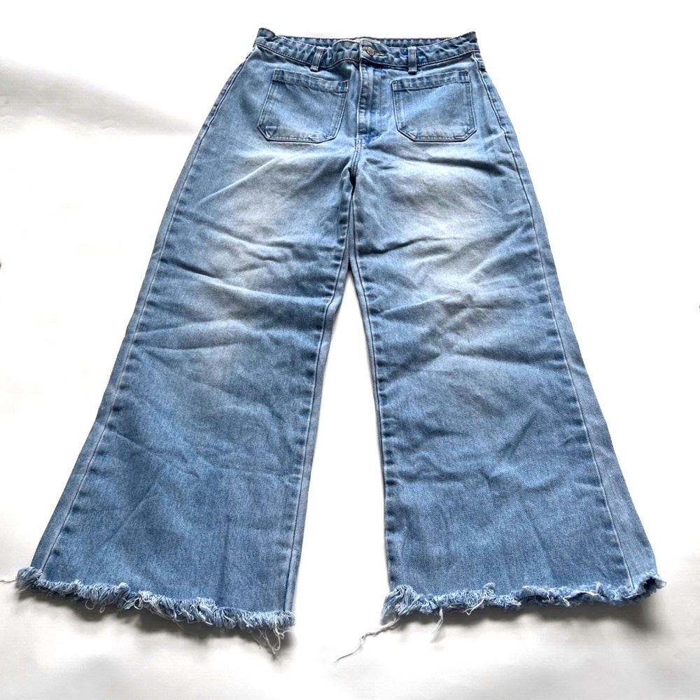 Rolla’s High Rise Wide Leg Jeans Women’s Size 29 Light wash Raw Hems.